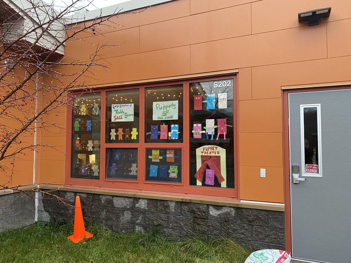 Walking in a ECEC winter “window”-land! Families have soo much fun tonight looking at all the fabulous windows!! Make sure you check out the “ECEC toy shop” all work was created in art and library these past 2 weeks <a href="/DedhamECEC/">Dedham ECEC</a> <a href="/Mrs_Castagnola/">Victoria Castagnola</a>