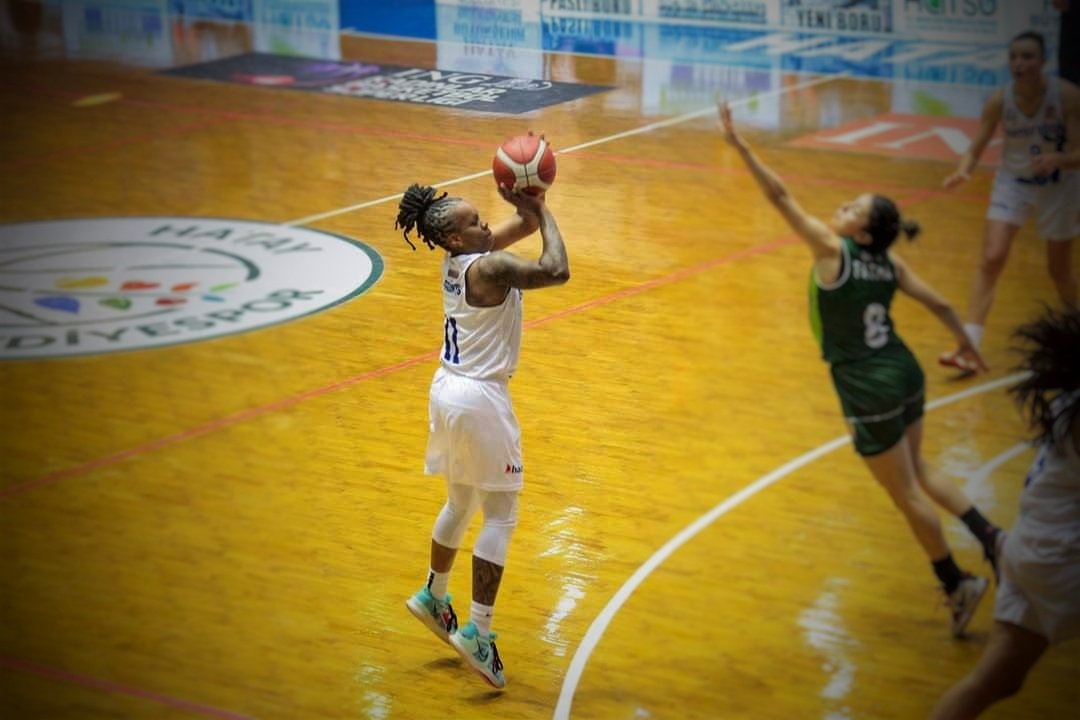 #MATCHDAY
🏆ING Kadınlar Basketbol Süper Ligi
🏀Hatay BB Spor - Fenerbahçe Alagöz Holding
⌚13:00
📍Hatay Merkez Spor Salonu (Yeni Stadyum Yanı)
📺 TBF TV (YouTube)
#HatayWomenBasketball
#WeAreHatay