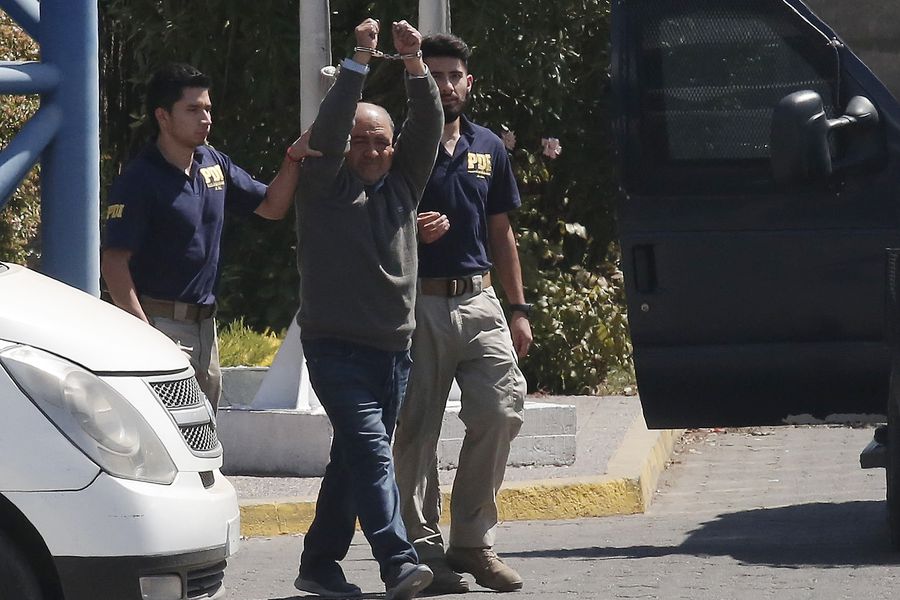 latercera's tweet image. Corte de Apelaciones de Temuco otorga libertad condicional a José Tralcal, condenado a 18 años por el crimen del matrimonio Luchsinger-Mackay bit.ly/3HZSemD