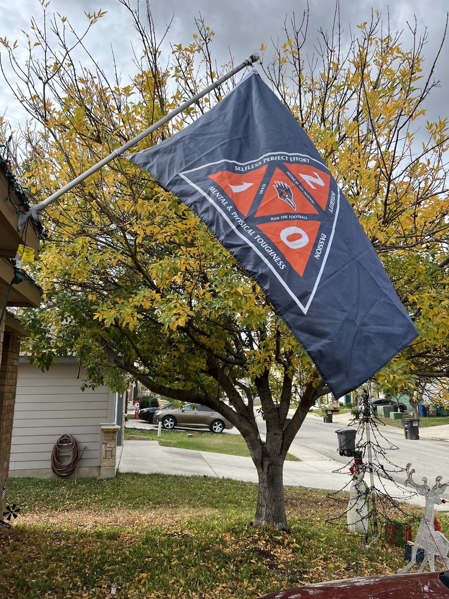 It’s game day!  #BirdsUp