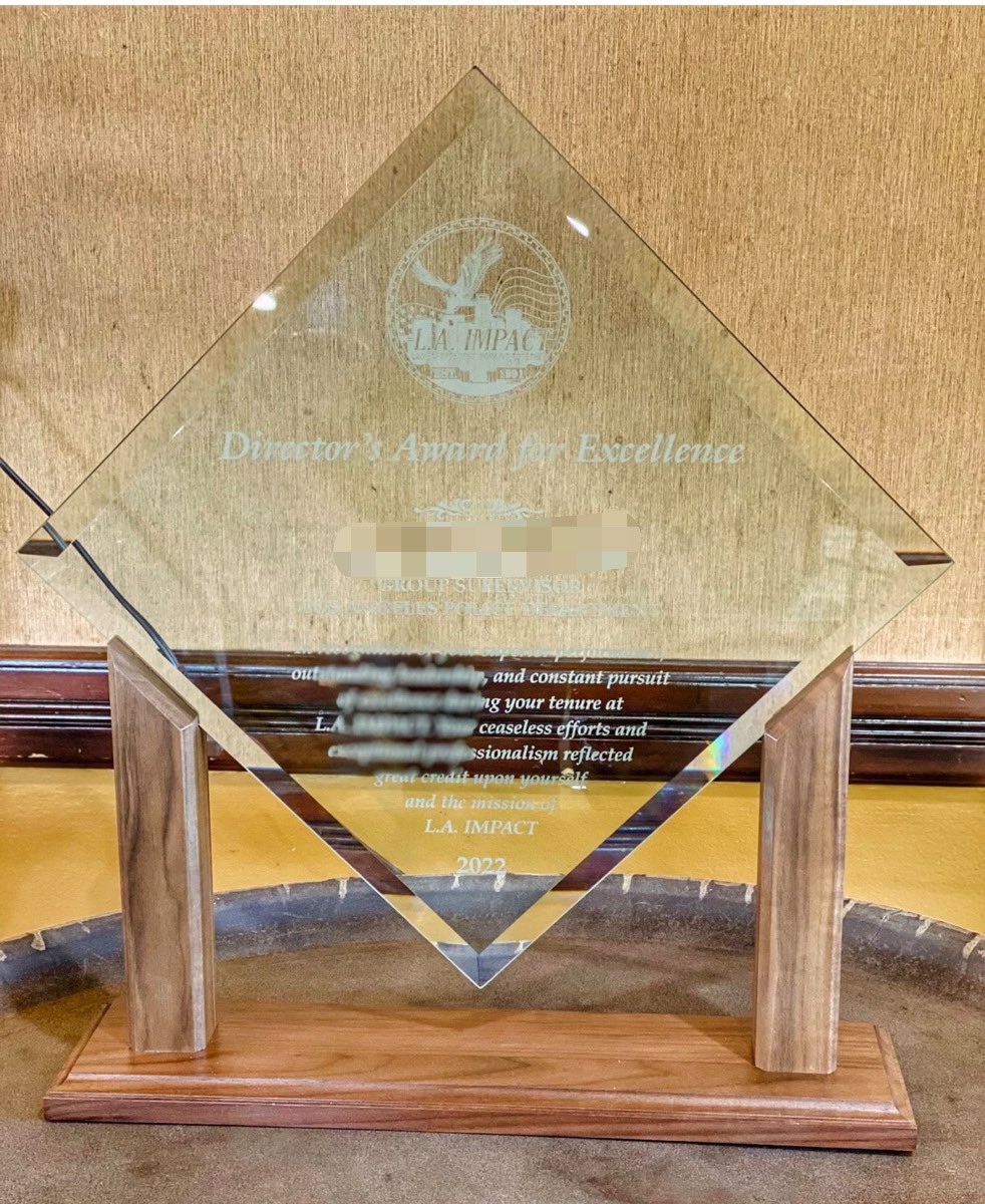 LAPDCARRANZA's tweet photo. Not in the News! Los Angeles Interagency Metropolitan Police Apprehension Task Force #LAIMPACT honors GND Group 4 with Director's & Investigator of the year🏆 YTD #GND seized 1,100 Kilos #Cocaine, 8,092 lbs #Meth,39 Kilos #HEROIN, 330 Kilos & 2,700,000 #Fentanyl pills, $2M! #LAPD https://t.co/GItklv35ar