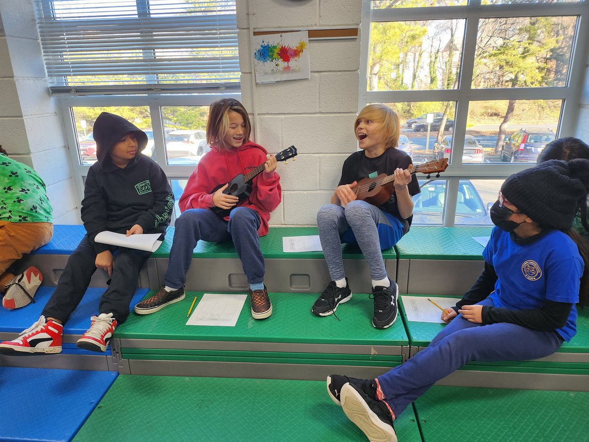This week, 5th grade students explored how different instruments make sound and discovered where the vibrations come from! #KWBPride <a href="/BarrettAPS/">KWBarrett Elementary</a>