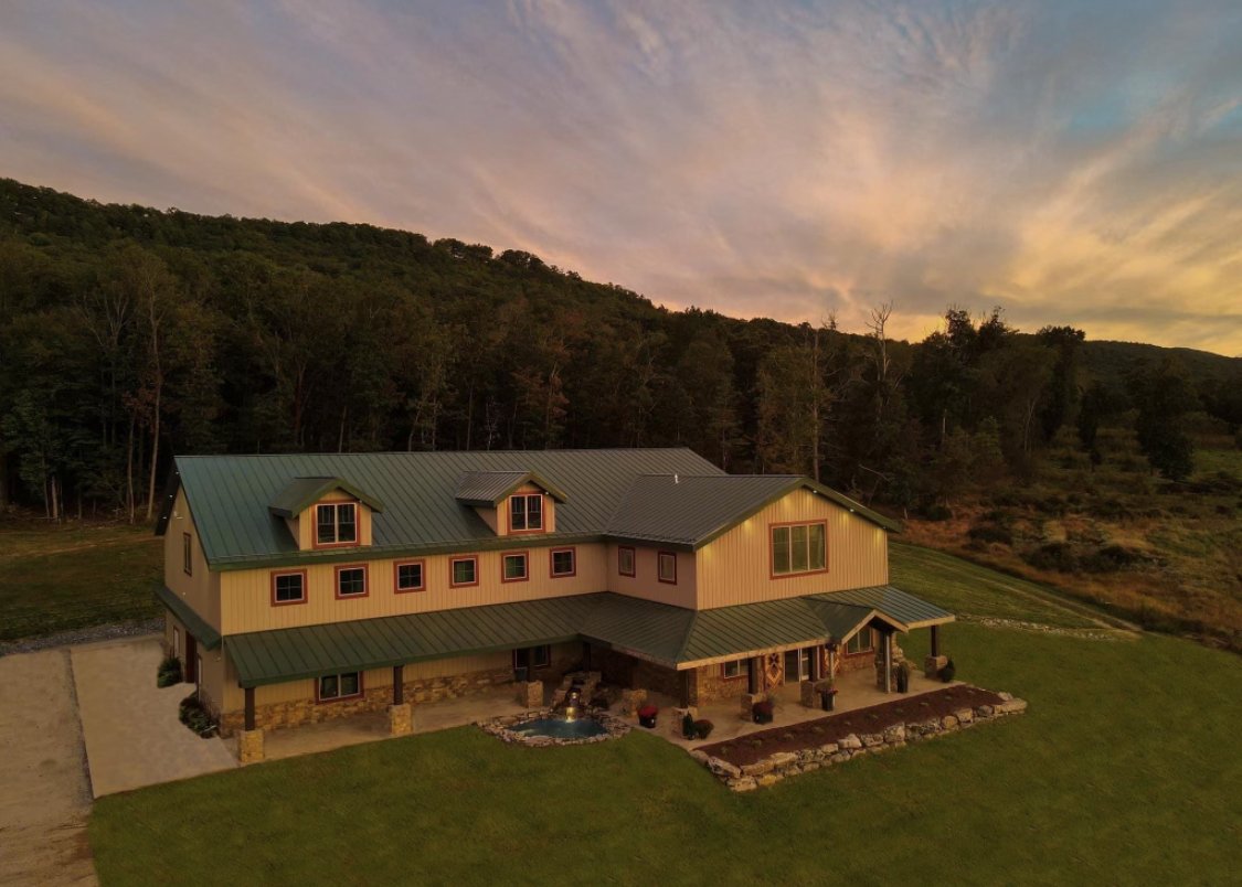 CorleBuilding's tweet image. We are proud to say that our durable metal buildings are 100% made in the USA. All of our steel is designed and tested to the highest standards of quality, ensuring compliance with all relevant construction codes. #madeintheusa