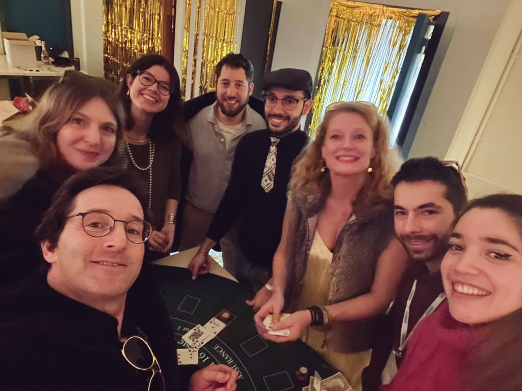 FuksLab's tweet image. What a great Christmas lab party! 🥳 We didn't break the bank but at least we had some pizzas 🍕 #Casinonight