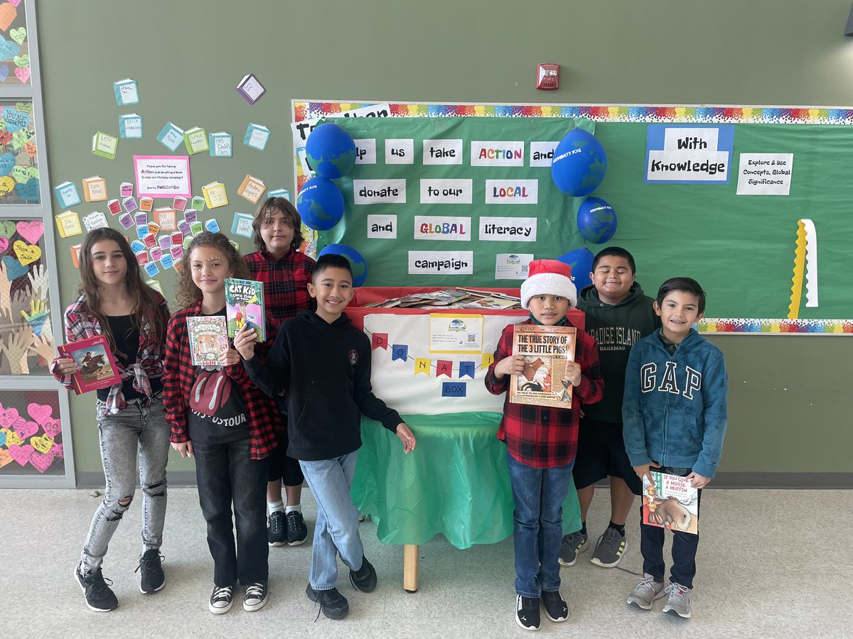 watson_BSD's tweet photo. Oh, we did it again! Lombardi IB scholars show their CARING side by collecting 603 books and contributing to https://t.co/JYO2tNrC7i all for the sake of reading. TY Ms. Alica & families for helping us make a difference! #IBBoasting, @lombardibears https://t.co/swyYiIx6Cn