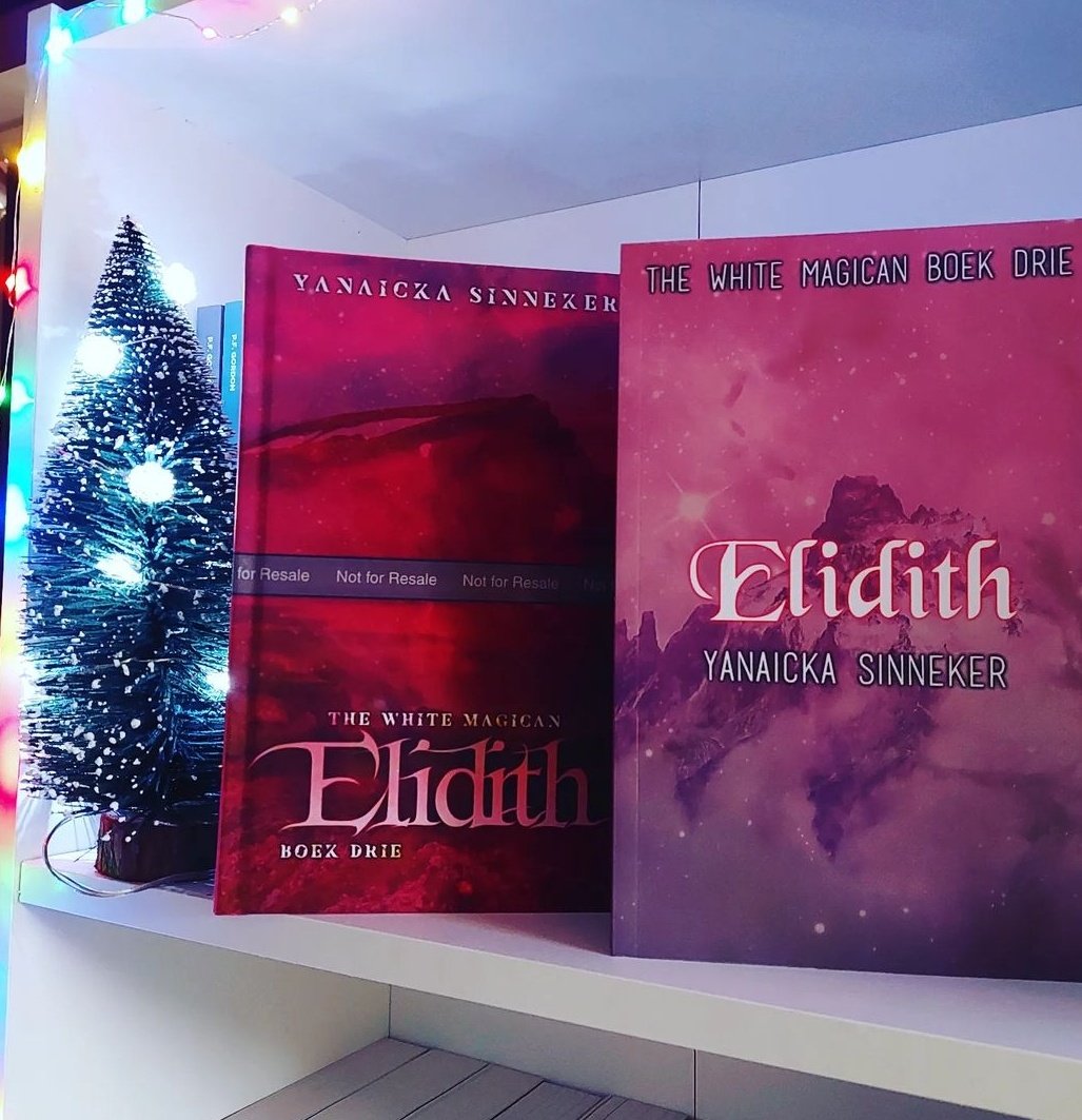 ysinneker's tweet photo. Een paar dagen later dan verwacht, maar de hardcover van Elidith is nu dan ook eindelijk beschikbaar op Amazon!
-
De paperbacks van The White Magican series zijn ook nog overal online te koop!
-
#thewhitemagican #elidith #releaseday #hardcover #paperback https://t.co/IW4Vpj08sg