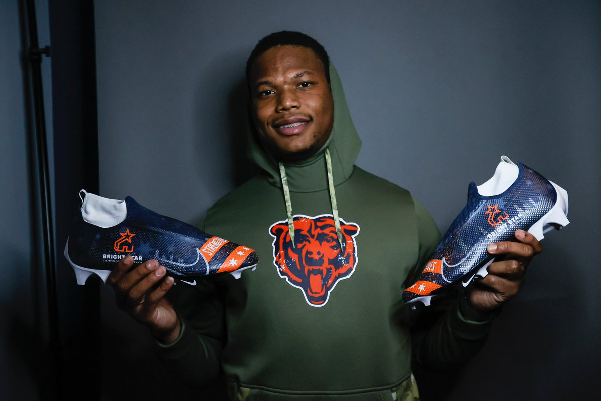 David Montgomery (@montgomerdavid) on Twitter photo Bid now for a chance to win my custom game worn cleats and support @outreachbright. <a href="/Cigna/">Cigna Healthcare</a> and I are proud to support the great work they do in the Chicago community.
nflauction.nfl.com/iSynApp/auctio… (nflauction.nfl.com/iSynApp/auctio…)
📸
: Jacob Funk Bid now for a chance to win my custom game worn cleats and support @outreachbright. <a href="/Cigna/">Cigna Healthcare</a> and I are proud to support the great work they do in the Chicago community.
nflauction.nfl.com/iSynApp/auctio… (nflauction.nfl.com/iSynApp/auctio…)
📸
: Jacob Funk