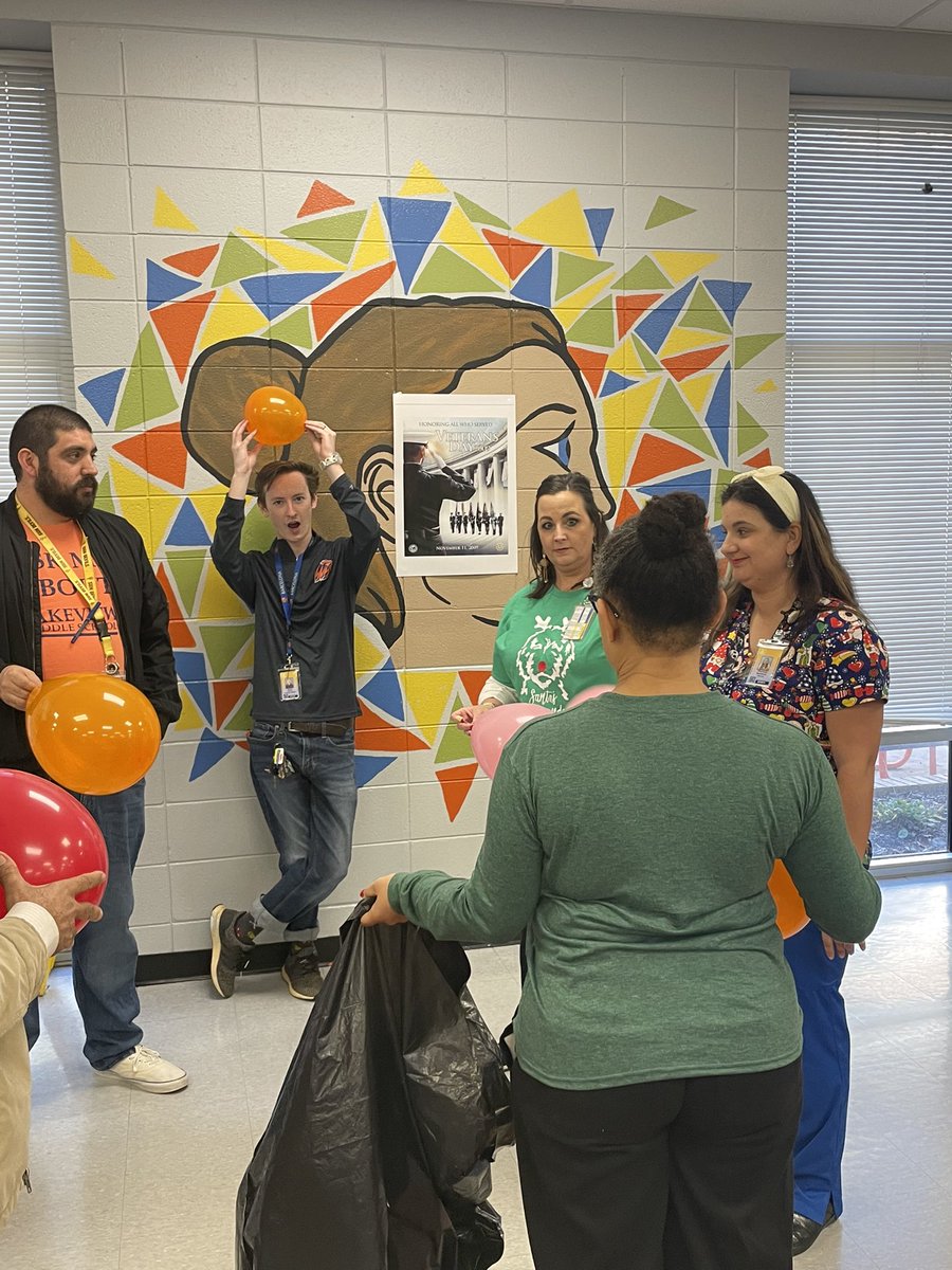 We talked abt school culture today. We filled bags w/ balloons representing positive attributes &amp; practiced keeping them afloat. We then added a water balloon representing a negative attribute &amp; tried again. Wow! What a difference. #negativitygottogo