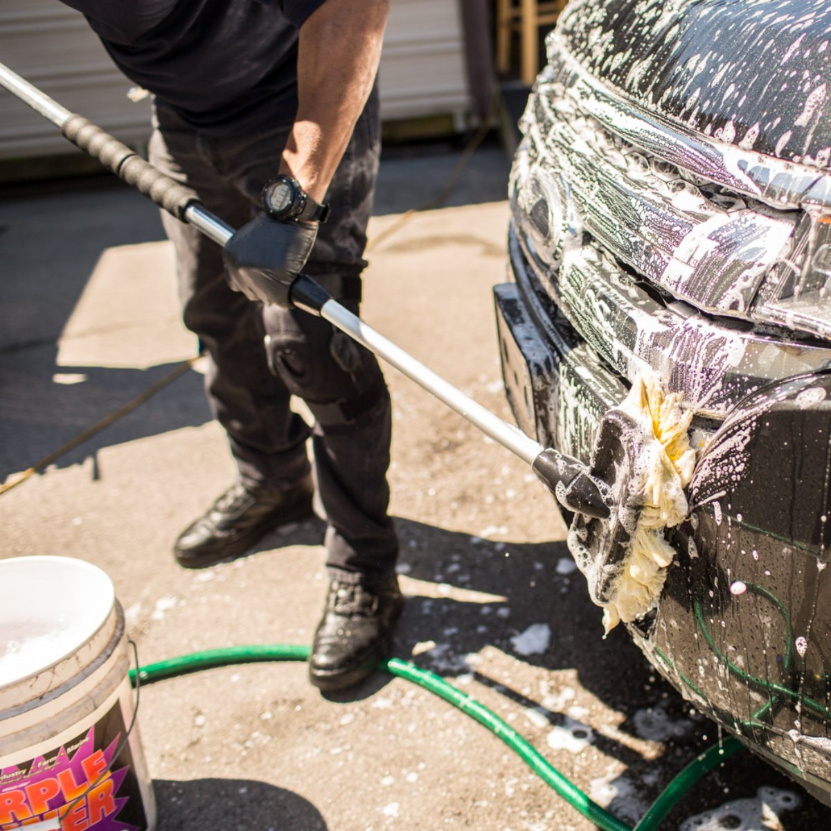LakeExpressWash's tweet photo. If your car is getting a lot of attention, make sure it isn’t because of how filthy it is. We can get even the dirtiest cars clean, and we do it quicker and cheaper than other places. https://t.co/V2FZCJ7Msj