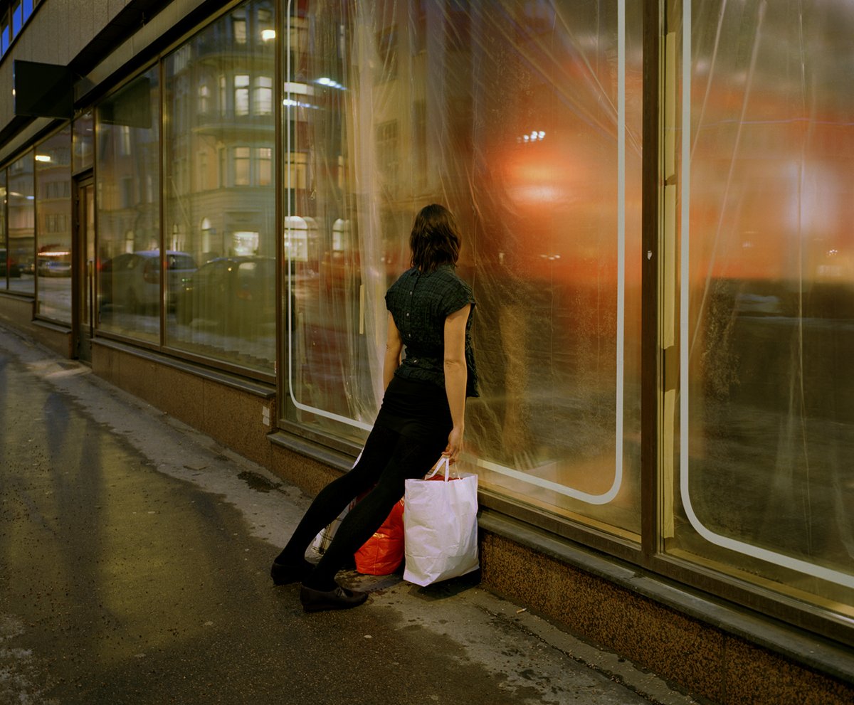 MoCP_Chicago's tweet photo. This week the #MoCPCollection Image of the Week comes from Carrie Schneider's photograph series Derelict Self (2006-2007. 

@carrie_schneider
Image: Carrie Schneider, Recession, 2009. https://t.co/gX0Ro1L1Pr