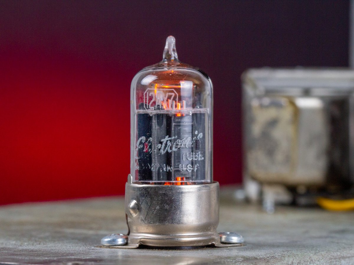 nostarch's tweet image. Today marks the 75th anniversary of the transistor—a basic building block of modern electronics, and one of the key inventions of the 20th century. Take a closer look at this tiny semiconducting marvel + its predecessor, the vacuum tube, in Open Circuits: nostarch.com/open-circuits