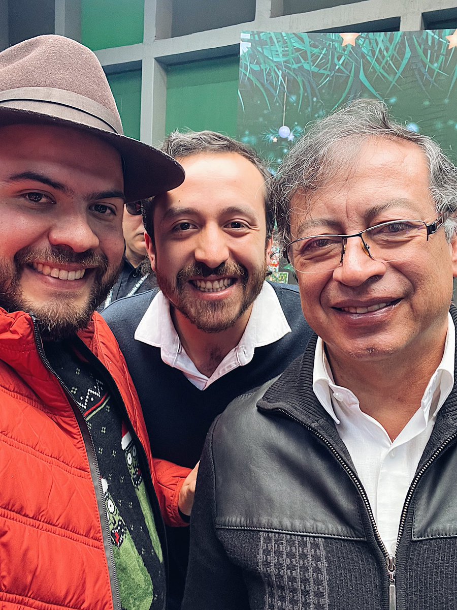 _sergioogarcia's tweet photo. @petrogustavo https://t.co/BIwGXUqGc5