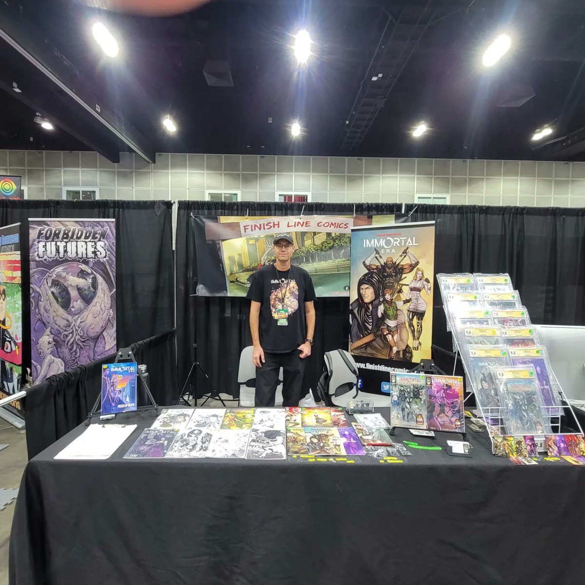 finishlinecomi1's tweet photo. @comicconla https://t.co/qVFO2jDF2J