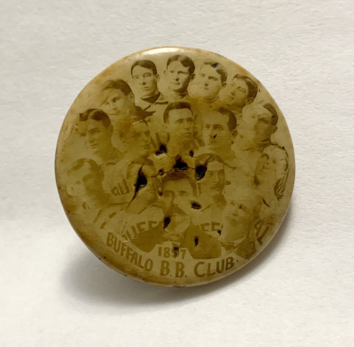cardsmemro's tweet photo. My favorite pick up of the year… if I haven’t used that line already. 1897 Cameo Pepsin Buffalo Baseball Club pin! Not the best shape, but better than I hope to look in 125 years.

May get it slabbed by @PSAcard but have some questions if anyone is familiar!

@CardPurchaser https://t.co/nffvpU30FJ