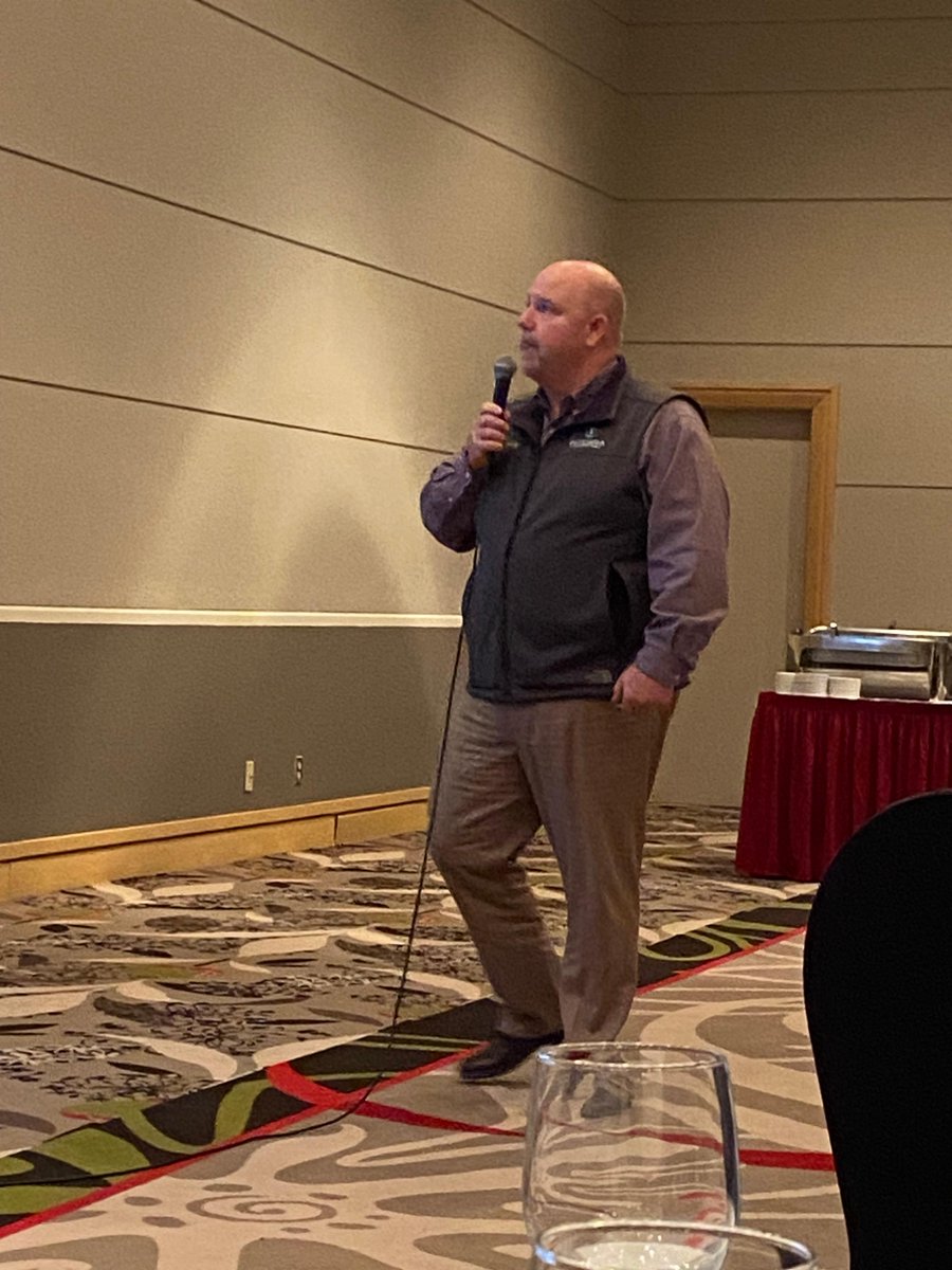 alpinepfl's tweet photo. At the ALPINE meeting this week, we had a special guest! Andy Need presented about our humic &amp; fulvic acid products,  ALPINE Soilmax and ALPINE Envoy. For more info on these products contact your local sales manager! #ALPINEAdvantage https://t.co/qq6wBo587j