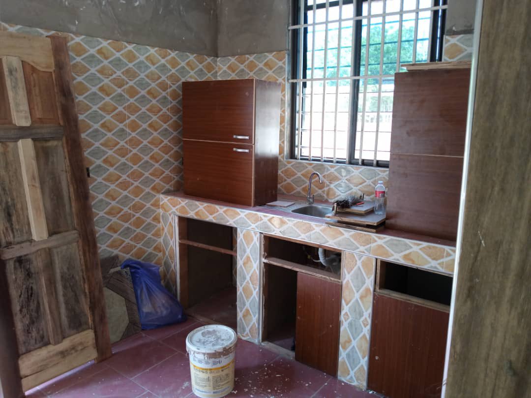 benjamin_adenyo's tweet photo. New Executive chamber and hall at powerland.there is Ghana water with poly tank with kitchen cabinets and also separate meter ghc 1,300 for a month one and half year. Call; +233 503023496 https://t.co/lSDIrlO8My