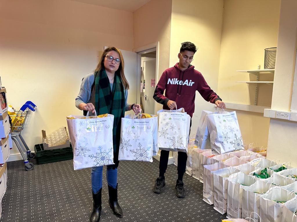 Qari Asim MBE tweet media