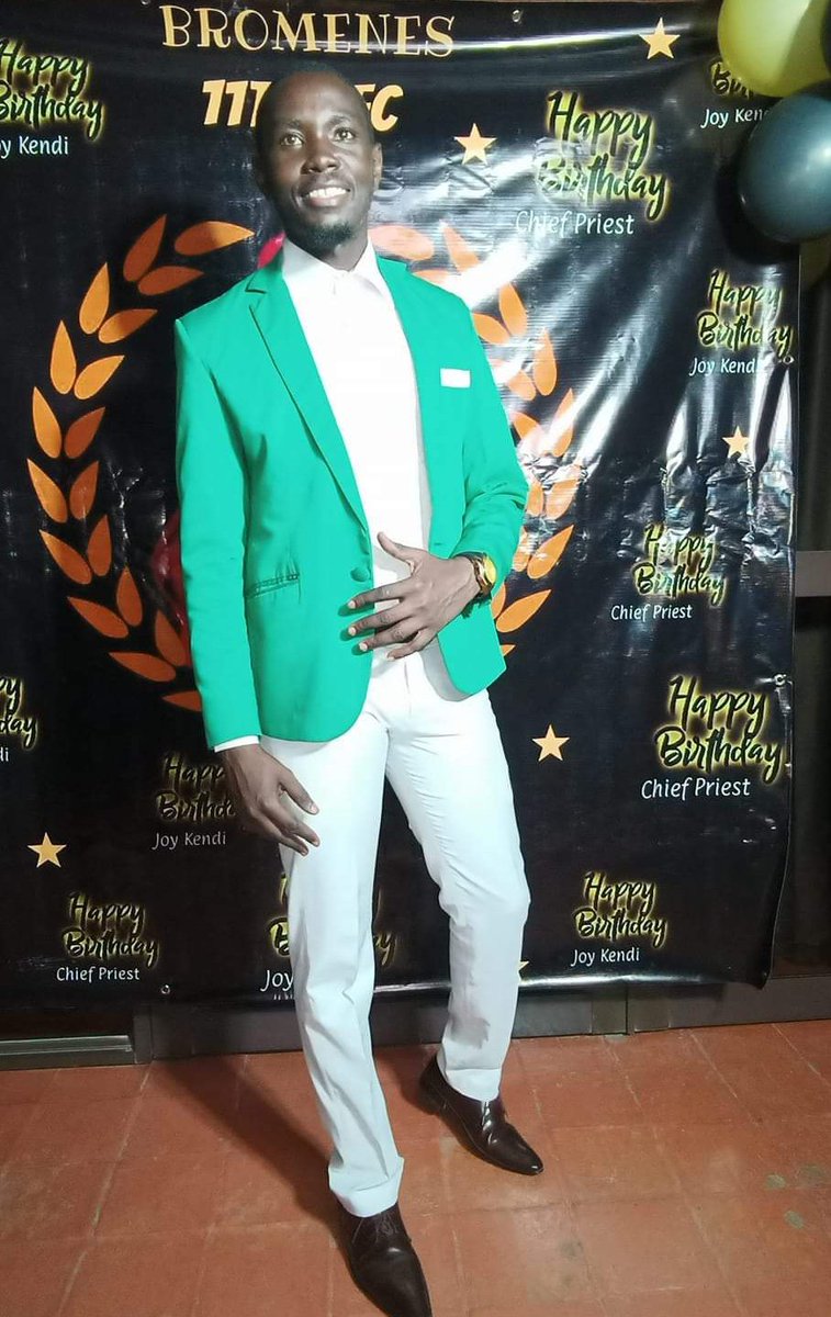 odywuor's tweet photo. The obstacles in our path do not block the path; they are the path, it's in overcoming our obstacles, that we find our way to glory.
persist, endure, overcome
#washythemotivator #teambuildingcoach #odymedia #mcdancer https://t.co/Mj7I8TAPjR