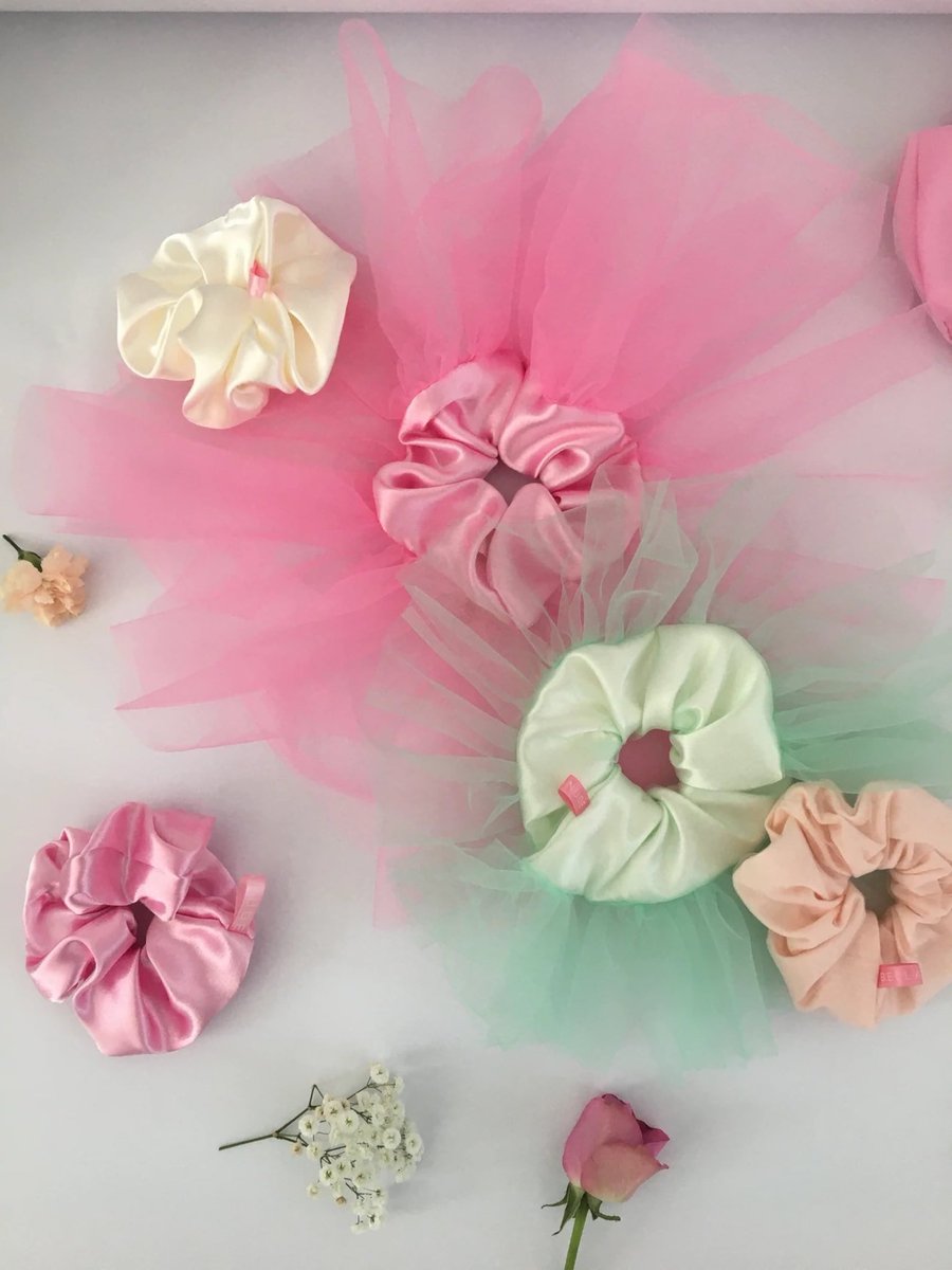 MilitarySpotter's tweet photo. Tulle Satin Scrunchies \ Birthday Gift
 #Birthday #gift #TulleSatinScrunchies #DimazShop #EtsyEmail

👉https://t.co/jCJ1sMN6jB https://t.co/TZfNAEdISK