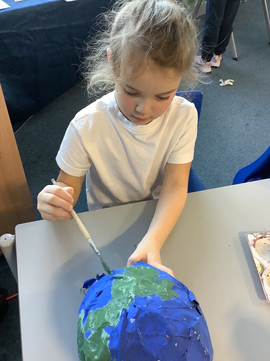 nhpyr2's tweet photo. Finishing off our globes. We painted the continents. https://t.co/230sAtoWXk