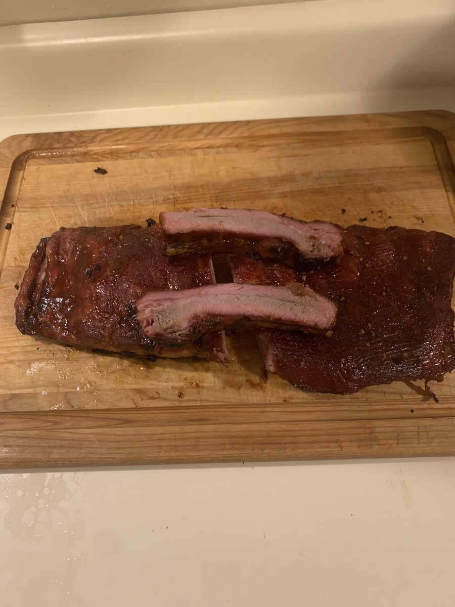 BbqVon1's tweet photo. Hot and fast ribs. 300* for 2 hours unwrapped, 50 minutes wrapped, 15 minutes sauced unwrapped. They were a little under. Could’ve used an extra 15 minutes wrapped. https://t.co/fa2mXXrSJL