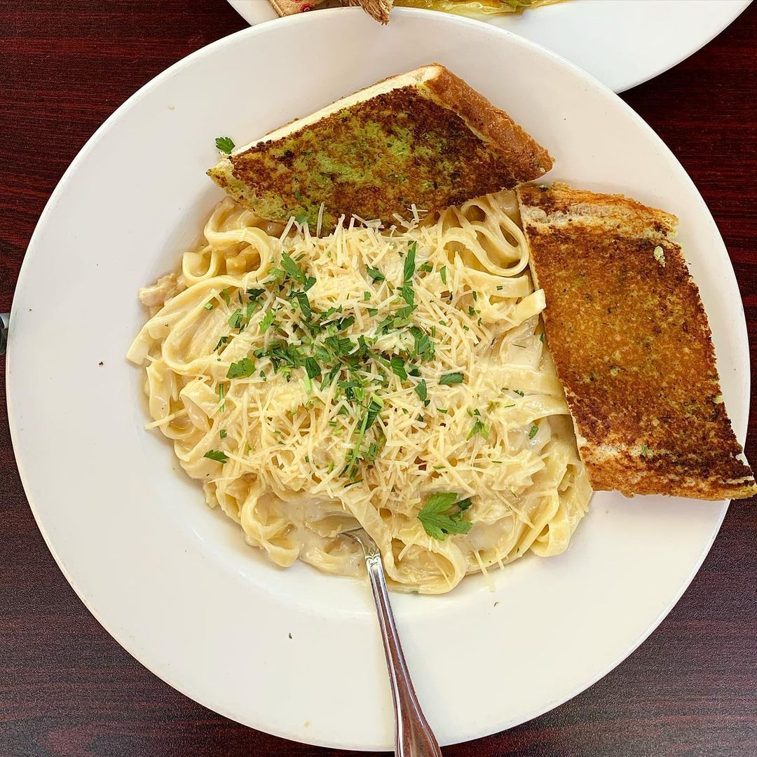 CrepevineTheBay's tweet photo. Creamy, filling, and delicious -- Our Palermo pasta is just the dinner your Friday needs! 😋
Instagram by myerrthingchoco
#Crepevine https://t.co/vX7jXlnQm6