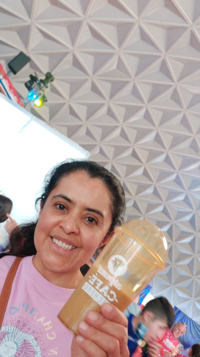 Letiriga's tweet image. #cafelechero @alpuraoficial