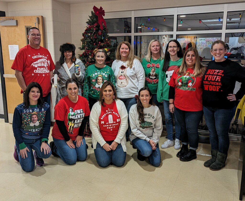 MrsPhillips0722's tweet photo. Day 12 of the #districtholidaychallenge Christmas Movie. @JToddings @MissGianni27 @Spinellismiles @MeghanVanderPyl @BarnegatSchools @Lori_Brennan #holidaywore @MrsStaub307 https://t.co/px9CfmWKJw
