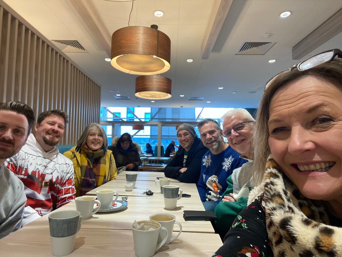 CathrynHage's tweet photo. Great to catch up with some of the @talkbusinessuk Friday crew @waitrose today
@jason37uw @DrCWhiting #garethludlow
#colinjones #benparker #samstevensmedia
#networking #nattering
#connections #flatwhite #waiteandrose https://t.co/uomtDNEegZ