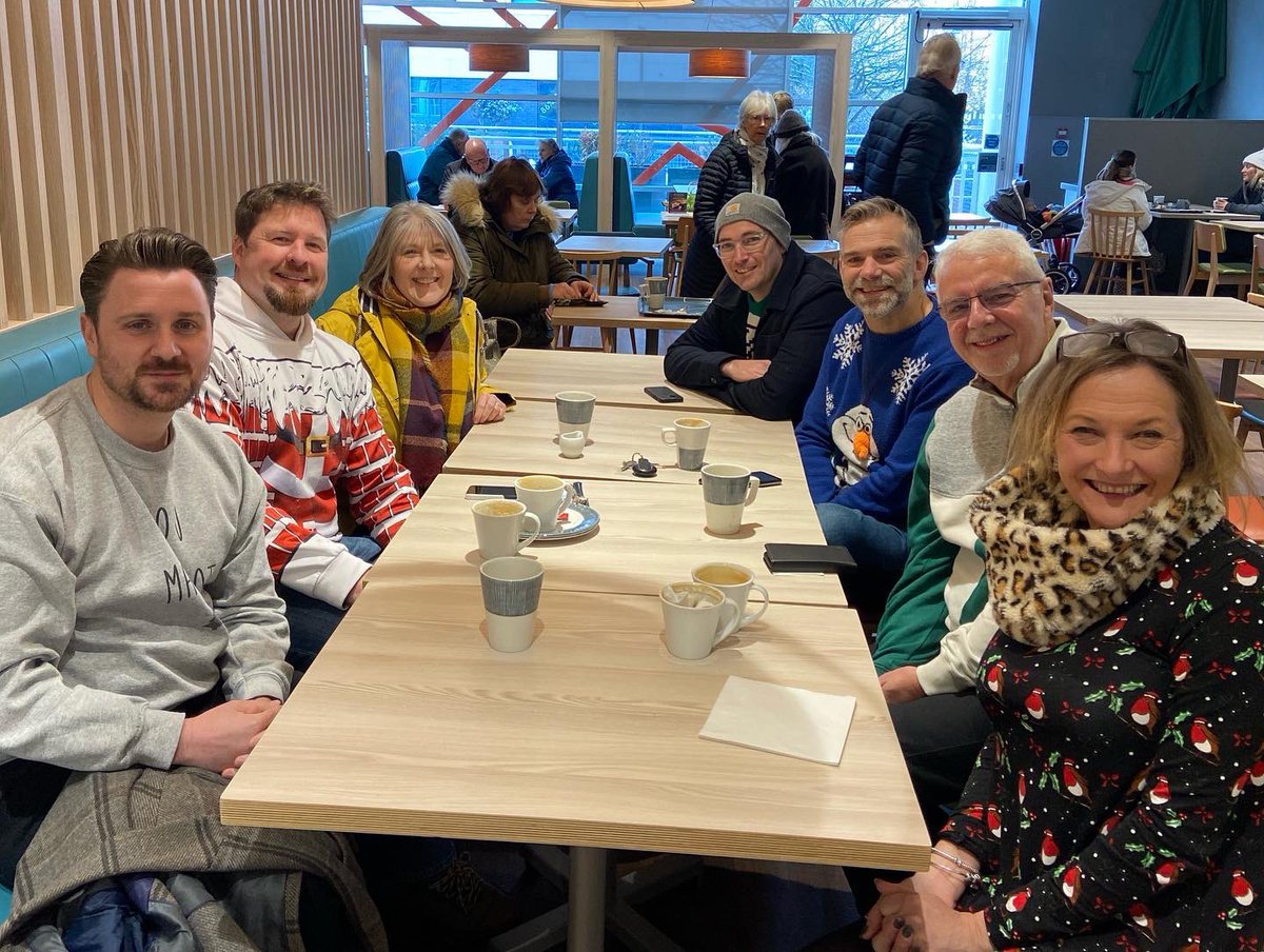 CathrynHage's tweet photo. Great to catch up with some of the @talkbusinessuk Friday crew @waitrose today
@jason37uw @DrCWhiting #garethludlow
#colinjones #benparker #samstevensmedia
#networking #nattering
#connections #flatwhite #waiteandrose https://t.co/uomtDNEegZ