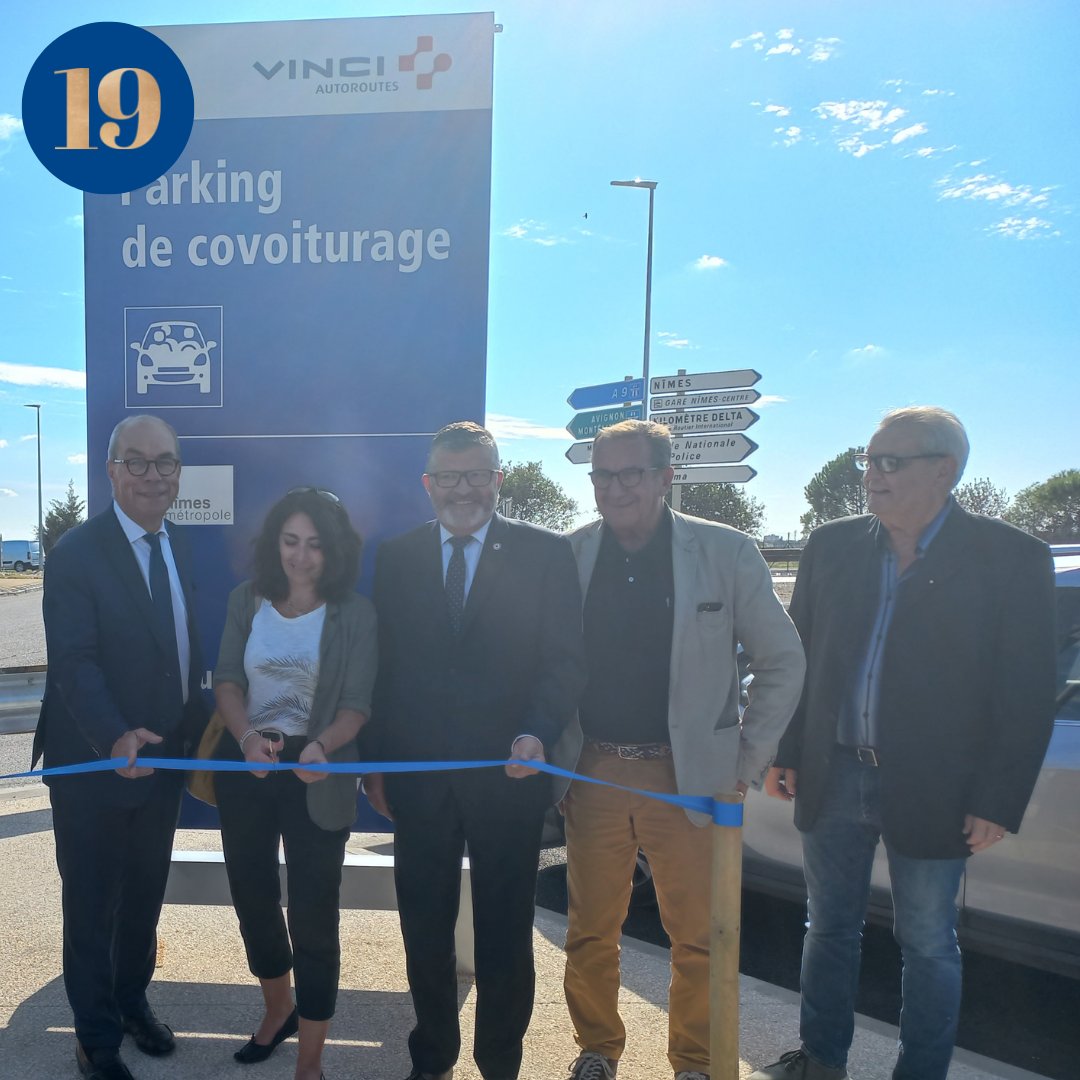 VINCIAutoroutes's tweet photo. 📅 24 moments marquants en 24 jours.
Le 21 septembre, #VINCIAutoroutes & @NimesMetropole ont signé une convention #AutorouteBasCarbone et inauguré le parking de #covoiturage de Nîmes Est, pour favoriser les nouvelles #mobilités et la préservation de l'environnement en @Occitanie. https://t.co/snDG9NwQss