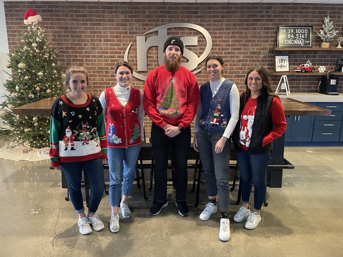 relyonrts's tweet photo. Happy #uglychristmassweater day! #christmas #holidays #relyonrts #jointheteam https://t.co/oko3tcrElv