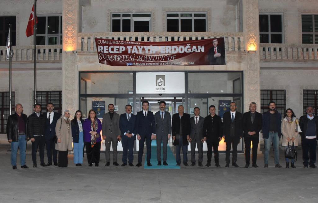 Derik Eski Kaymakamı,T.C İçişleri Bakanlığı GAMER Başkanı Sn. <a href="/hakankafkas/">Hakan Kafkas</a>,Derik Kaymakamı / Belediye Başkan V. Sayın Evren ÇAKIR’ı makamında ziyaret etti..