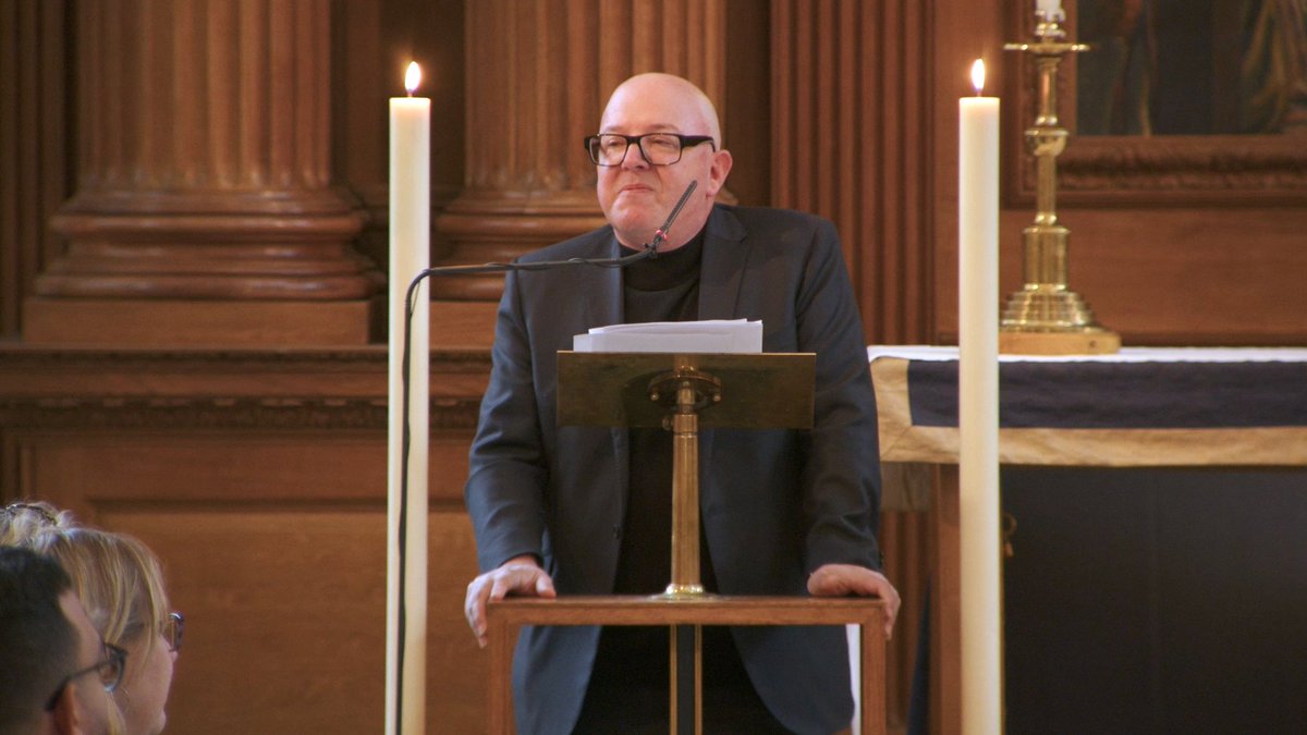 DeloitteUK's tweet photo. In the spirit of feeling merry and bright, the #DeloitteChristianFellowship hosted their Christmas Carol Service at St Bride's Church earlier this week.

The combination of festive carols, readings, and refreshments brought this joyous occasion to life! 🔔 

#Christmas https://t.co/jEdy1Z0u1t