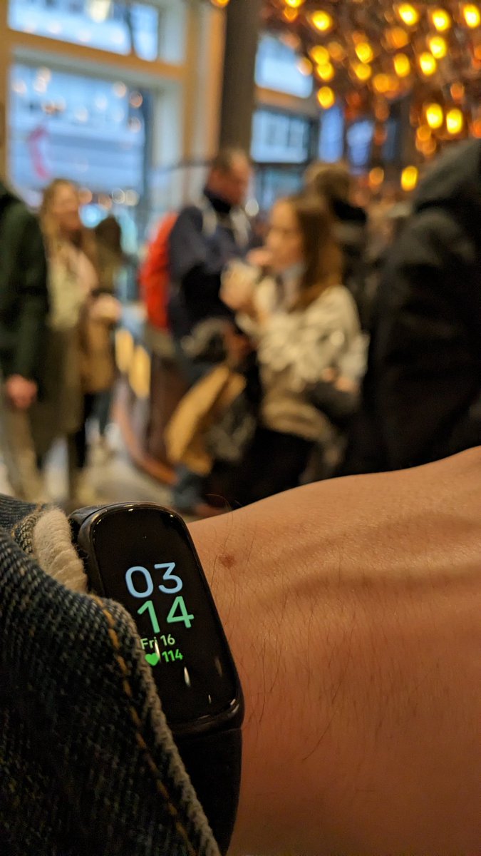 AfRamirez236's tweet photo. #pioclock following @karpathy. Exploring NYC when I get the random 3:14 alarm! https://t.co/mBvd3ZMOUa