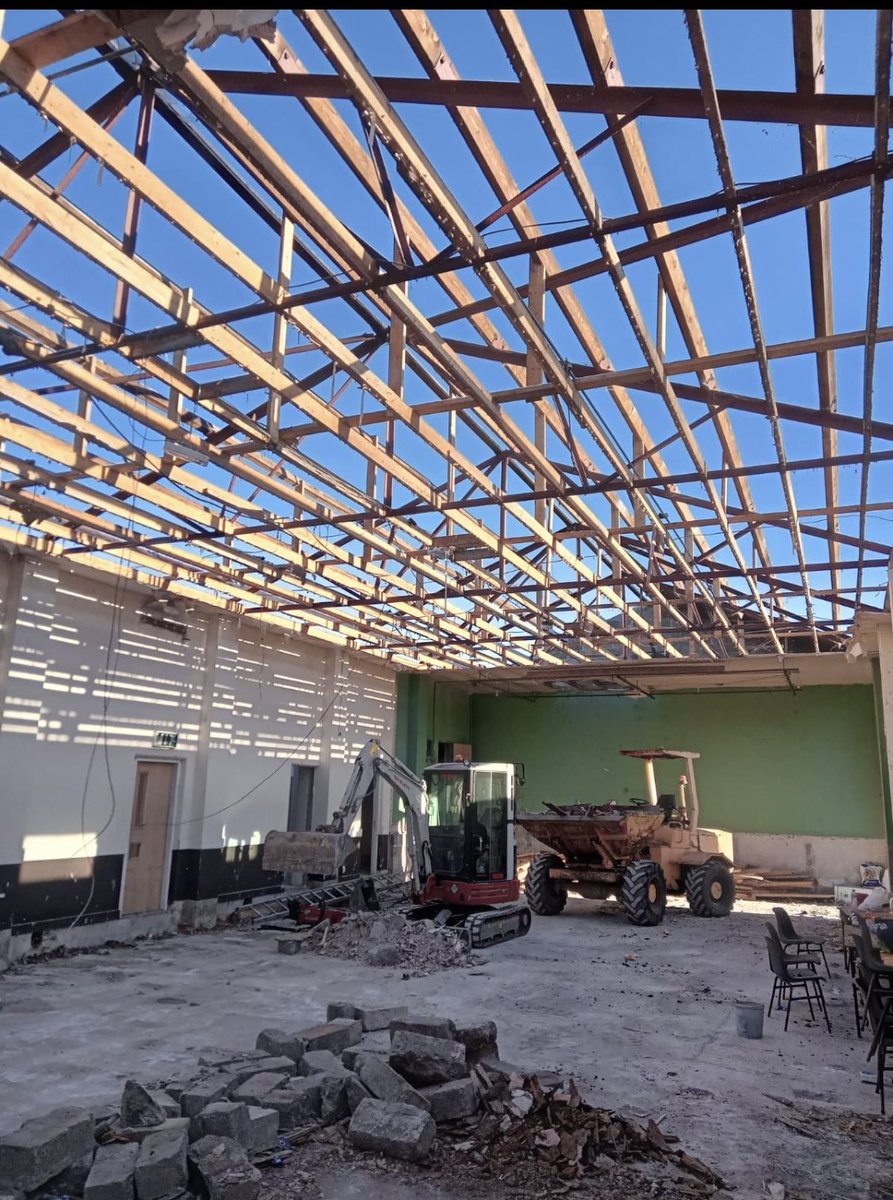 GerardCleary's tweet photo. Delighted to be part of the team on raising nearly €1.5m in funds to restore the old hall in Killeigh to a multifunctional Community Centre. https://t.co/0vI1dxKkb4