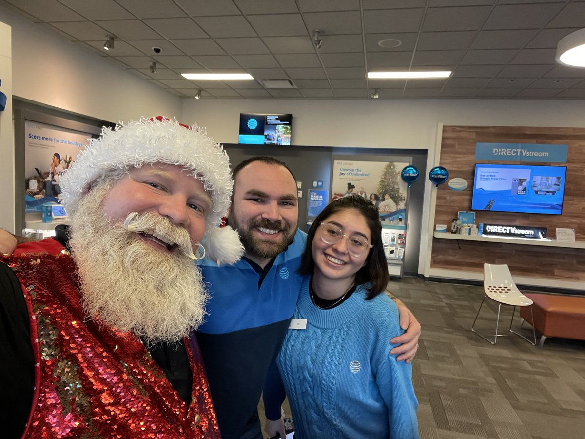 FirstNet Santa Store visit Wendover!!!!@Shawn6222 <a href="/esmevolivas/">Esmeralda O.</a> <a href="/JasJessJonas/">Jason King</a>