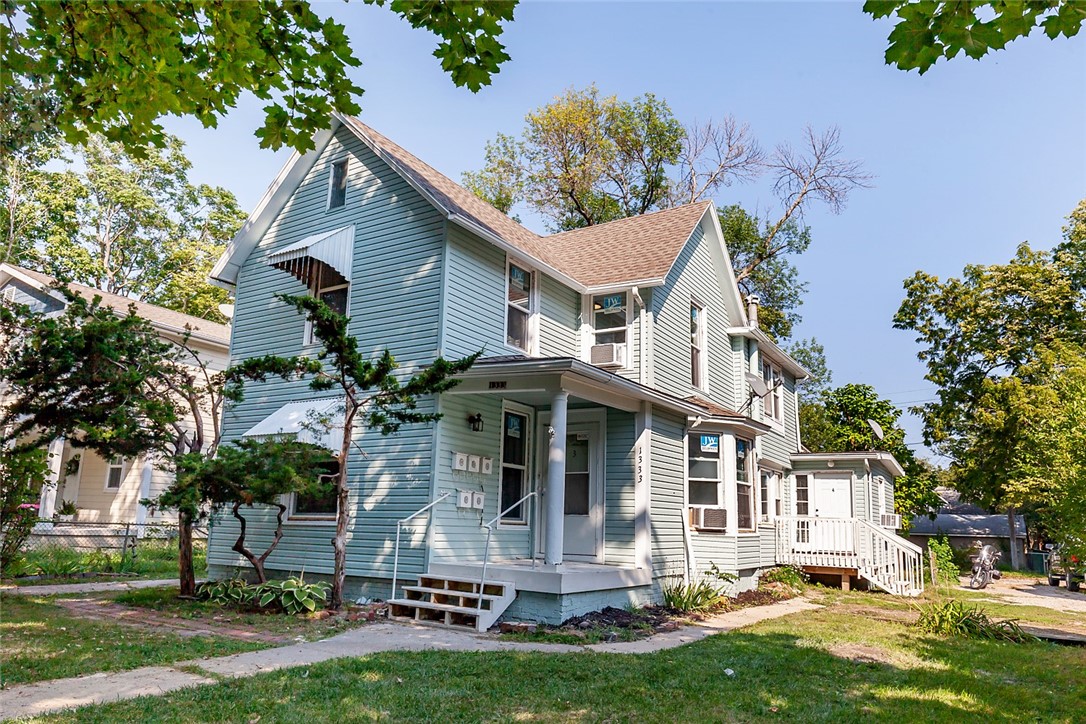 PrecisionDSM's tweet photo. Check out our newest listing in #DesMoines! Tell us what you think!  #realestate https://t.co/LyzGlSMYb6 https://t.co/7EJgY8TzRO