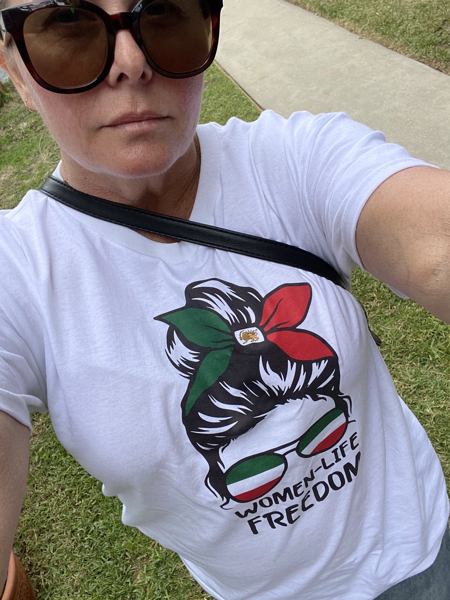 NicoleEggert's tweet photo. Went to the mall today concerned abt parking and crowds - neither were an issue but what I didn’t realize is that my shirt would be #iran #iranprotest #standupforiran #womenempowerment #womensrights #WomenLifeFreedom https://t.co/QiNn4FwmP1