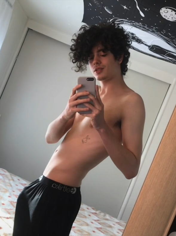 AshPokersNew's tweet photo. I love fitness, maybe we can try fittin this cardio into your routine? https://t.co/hC8Fje7m0W