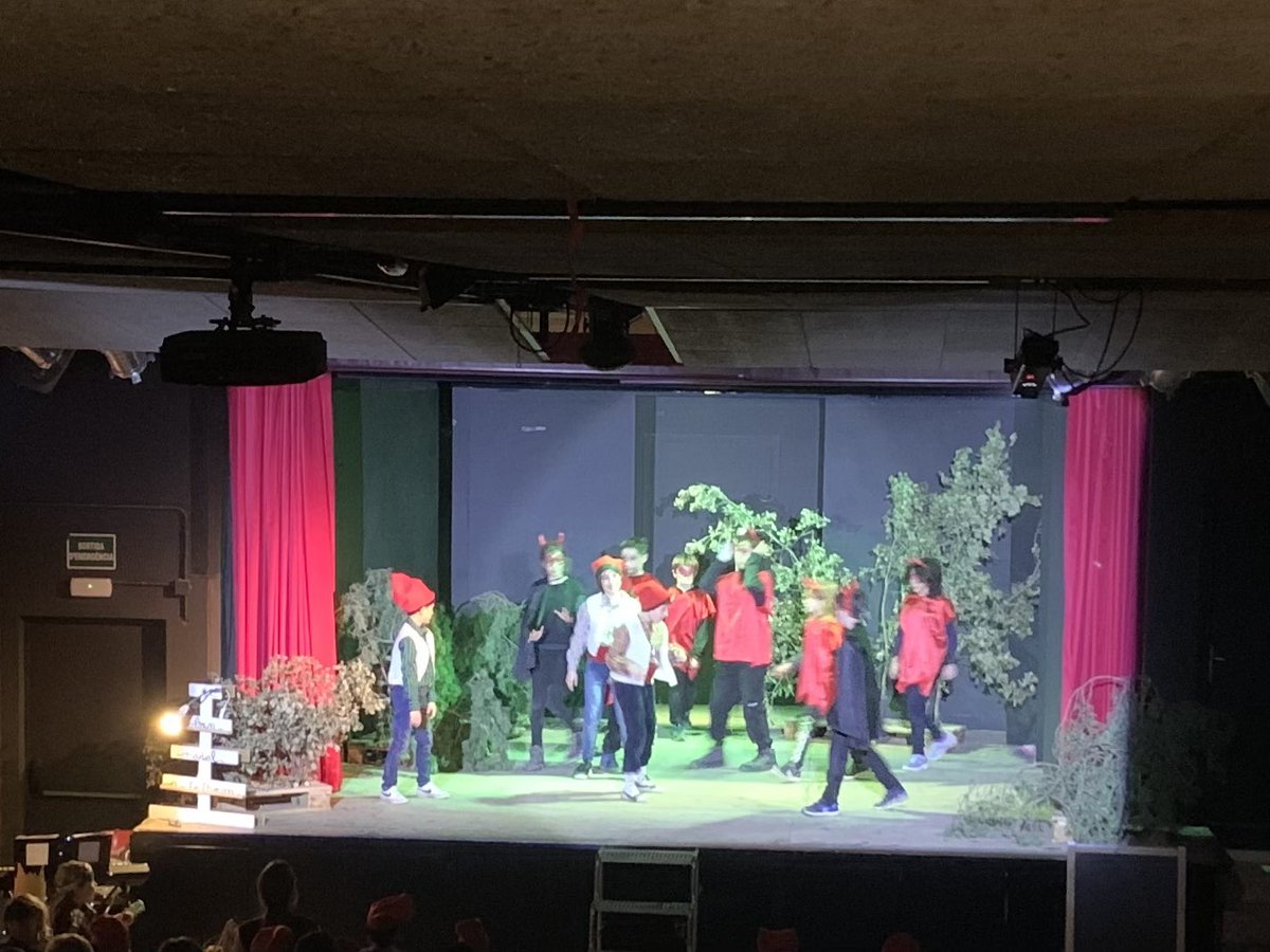 Enhorabona nens i nenes de l’escola Muntanyola! Un espectacle fantàstic!
