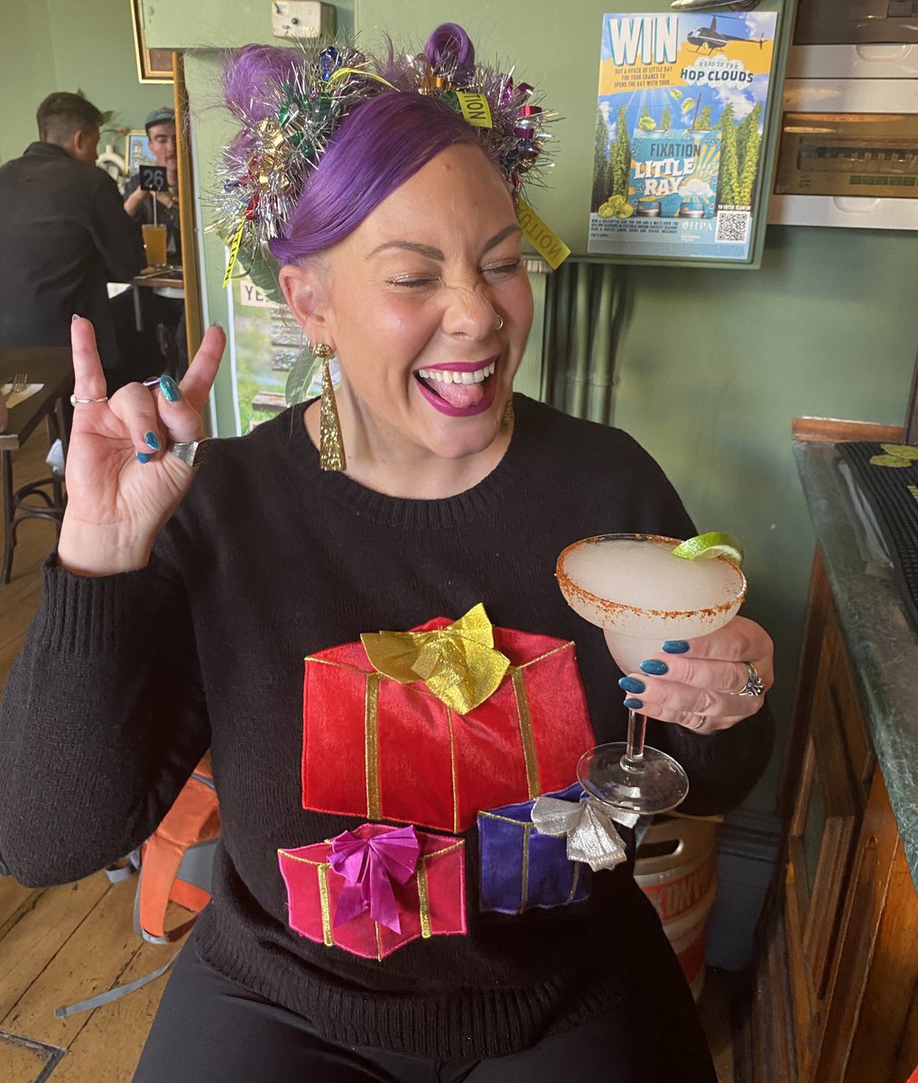 Maria Lewis tweet media