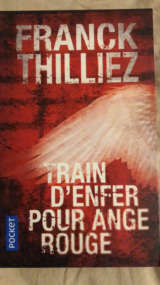 lecturedebla's tweet image. Mon deuxième #VendrediLecture du jour! Je n’ai jamais lu de Franck Thilliez (oups) mais il faut une première à tout donc je commence par le début de la saga Sharko!