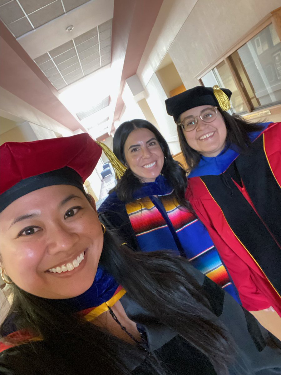 First graduation as a faculty member! Congrats <a href="/NAU/">NAU</a> grads! #GoJacks