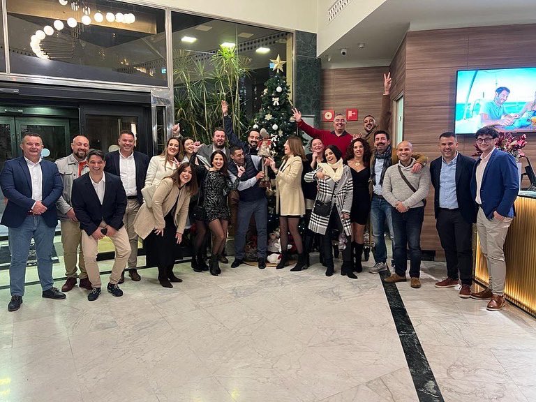 antbaga's tweet photo. #Feliznavidad y #Prospero2023 a toda la familia #sehivipro y #asmarklin https://t.co/Gy6pPAjcbm
