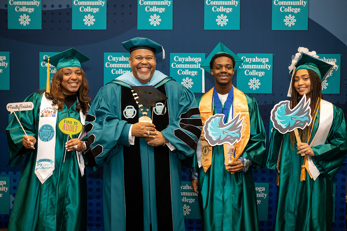 TriCPrez's tweet photo. On Thursday, Tri-C celebrated nearly 2,100 graduates at our Fall Commencement. Congratulations to all of our grads on their hard work and bright futures! https://t.co/chXB7XATzc
