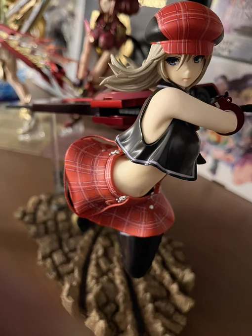 got this GE Alisa figure like a million years ago and probably still my favorite  