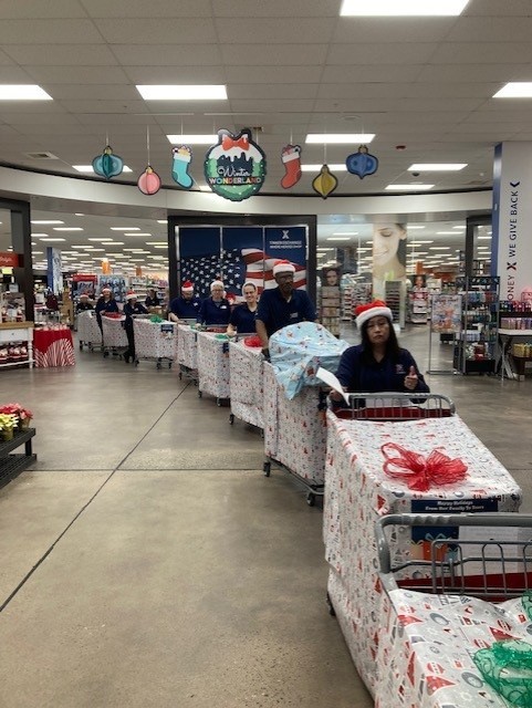 ExchangeAssoc's tweet photo. This year, the @tinkerexchange was fortunate to be able to partner with Soldier’s Wish Foundation this year and paid off all of our layaways. 🎁 https://t.co/7XFZ6q0SNA