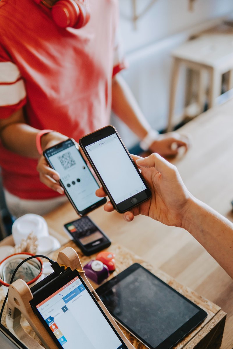 BleexCo's tweet photo. 📲 Hace tiempo que el #códigoQR se ha vuelto parte de nuestra vida cotidiana.
¿Cuáles son los beneficios de implementar esta matriz que almacena información en un #restaurante? ¡Lee nuestro artículo para saberlo! 👇

https://t.co/P20GPunuj5
    
#Bleex #Software #Restaurantes https://t.co/hZNcFGscLr