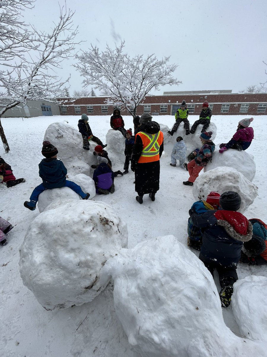 msbenvenuti's tweet photo. This is truly what snow days are all about!! So much communication, collaboration and teamwork went in to building this monster of a snow fort with our grade 3 friends @JuneauGr3 and Ms. Jessamine @HolySpiritOCSB #OCSBsnowday https://t.co/s20RTKh2y2